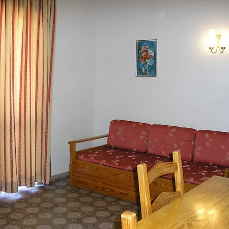 Vitoria Apartmanhotel *